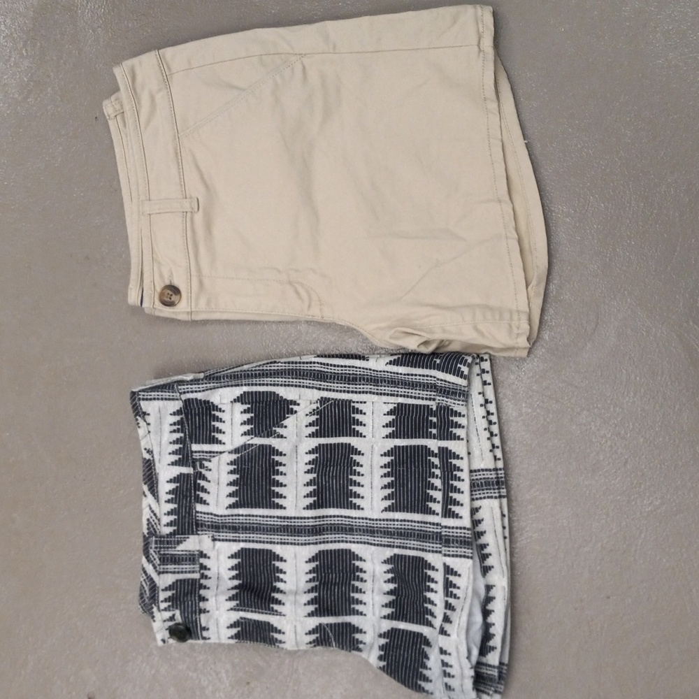American Eagle Kaki Midi Stretch Shorts & Aztec Print Midi Stretch Shorts